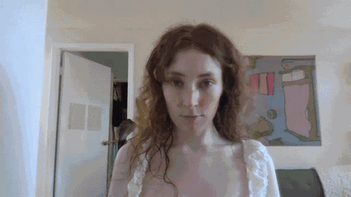 Chloegif Chloereacts GIF