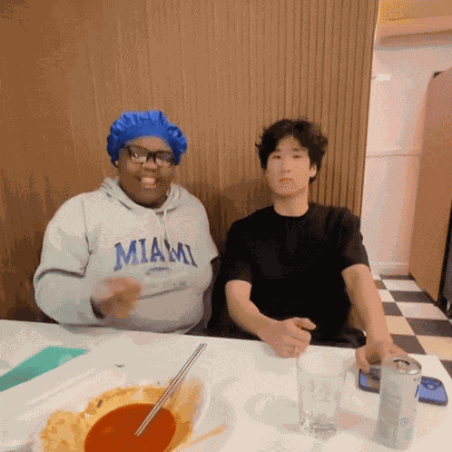 Chopsticks Stan Twt GIF