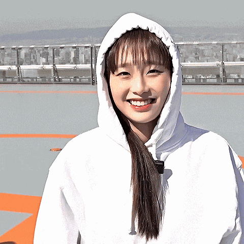 Chuu Chuu Loona GIF