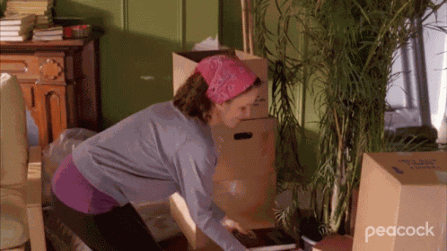 Cleaning Liz Lemon GIF