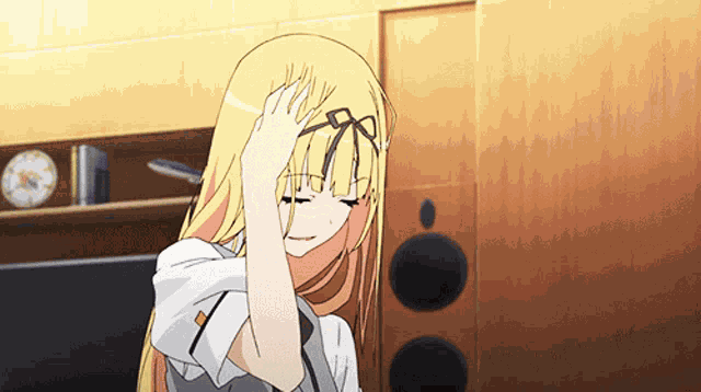 Crossdresser Liszt Kiriki GIF