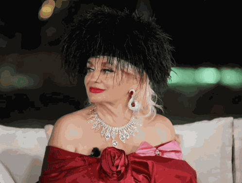 Dünya Güzellerim Bülent Ersoy GIF