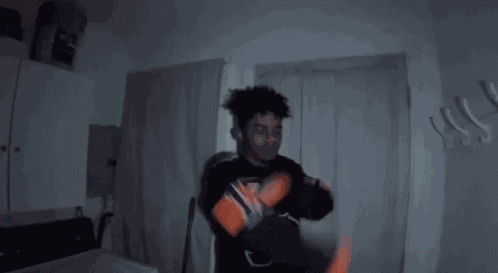 Dance Milly GIF