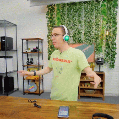 Dancing Austin Evans GIF