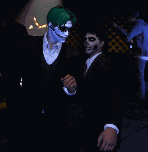 Dante De Luca Elliot Stone GIF