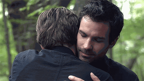 Darius Tanz Santiago Cabrera GIF