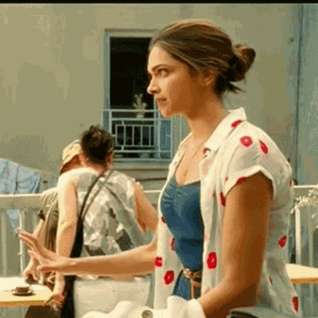 Deepika Padukon Marja GIF