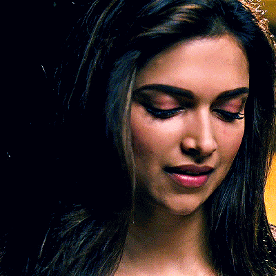 Deepika Padukone Naina Talwar GIF