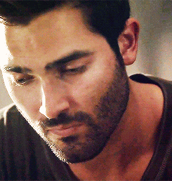 Derek Hale Teen Wolf GIF