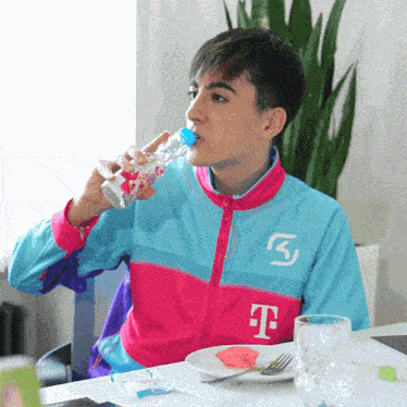 Drinking Guillevgx GIF