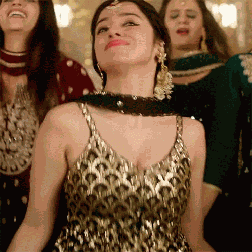 E Z Rp Nm Sg V Og नाचना GIF