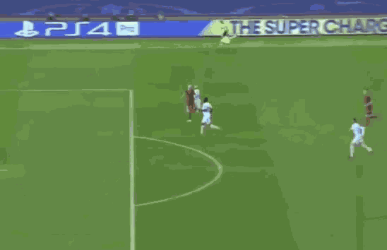 El Primer Gol De La Roma Contra El Barcelona GIF