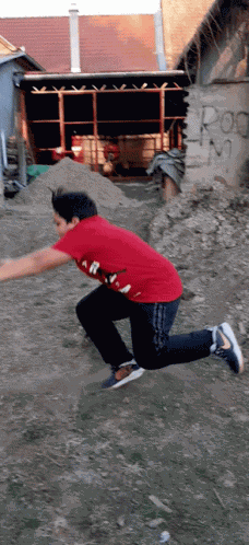 Elesés Slide GIF