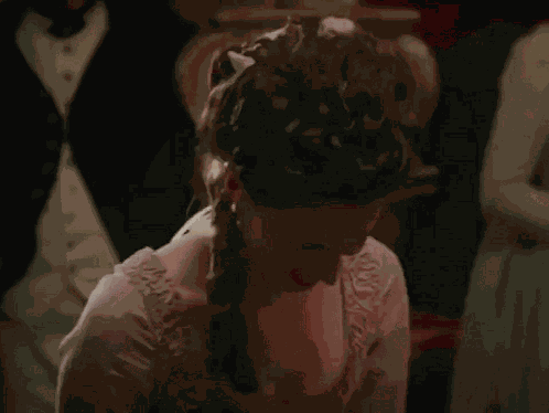 Elizabeth Chynoweth Elizabeth Poldark GIF