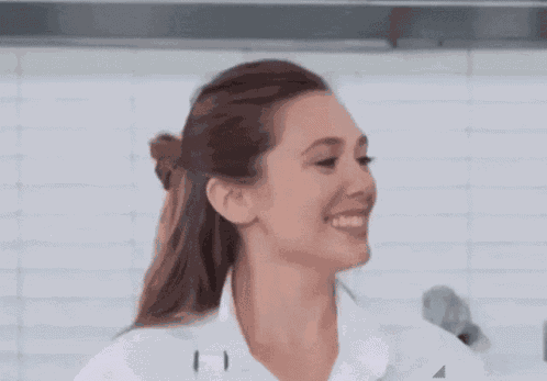 Elizabeth Olsen GIF