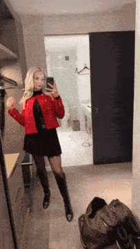 Elsa Jean GIF