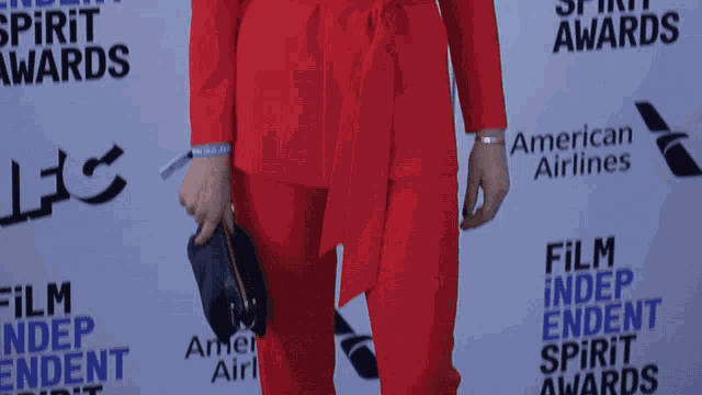 Emily Korteweg Pose GIF