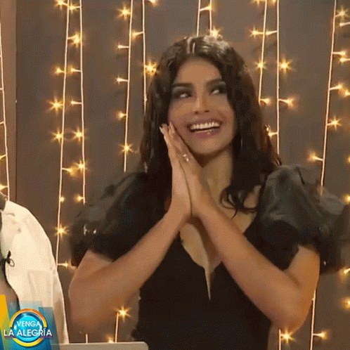Emocionada Kristal Silva GIF