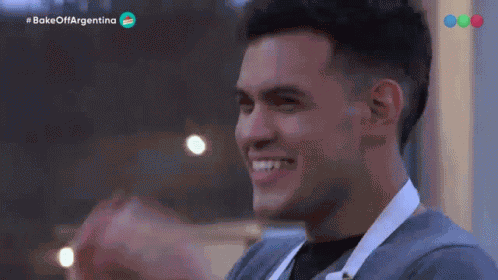 Emocionado Emiliano GIF