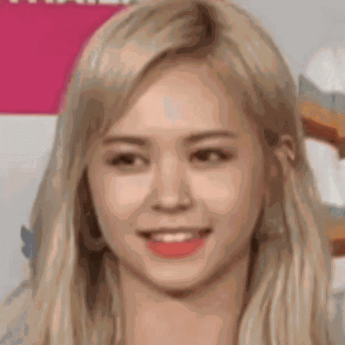Everglow Park Jiwon GIF