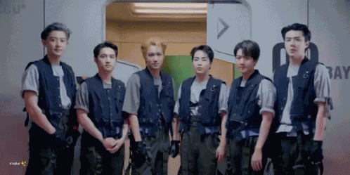 Exo 엑소 GIF