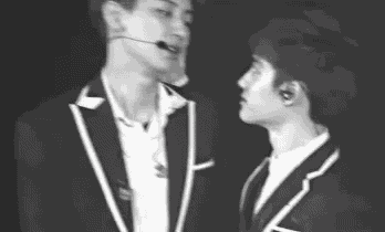 Exo Chanyeol GIF