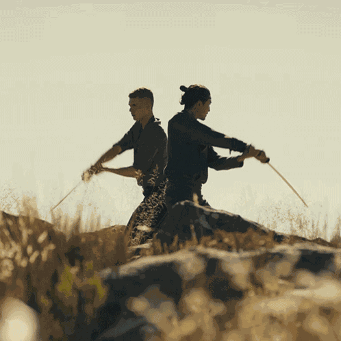 Fighting Stance Lan Mandragoran GIF
