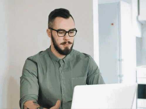 Filip Filip Gonciarczyk GIF