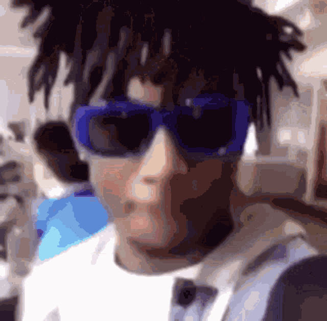 Fineszn Finesznn GIF