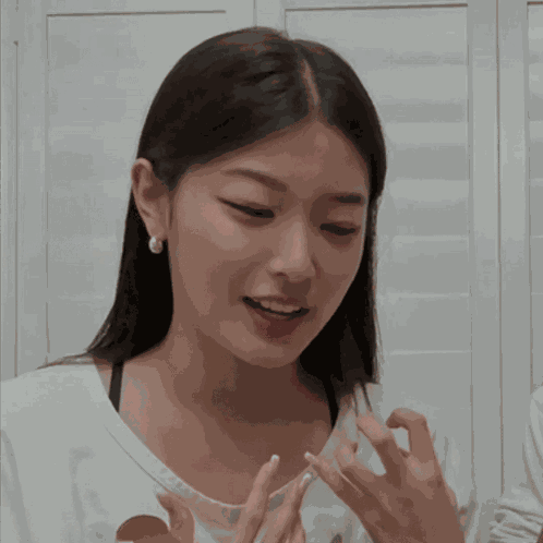 Foryoonchae Yoonchae Choking Emote GIF