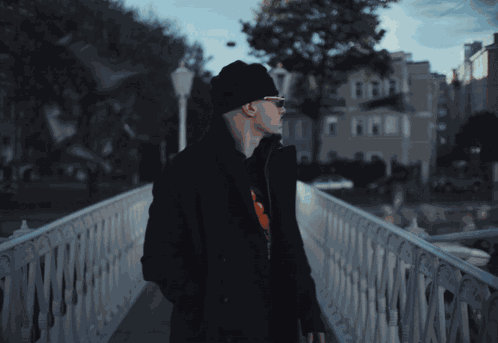 Friendly Thug 52 Ngg Friendly Thig 52 Ngg GIF