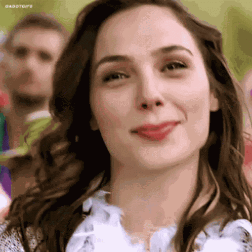 Gal Gadot Pretty GIF
