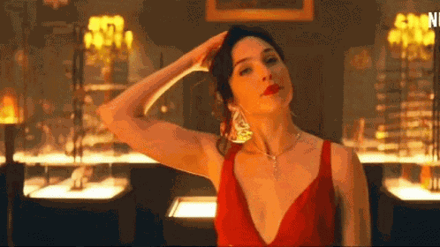 Gal Gadot Red Notice GIF