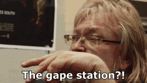 Gape Newell Gapen GIF