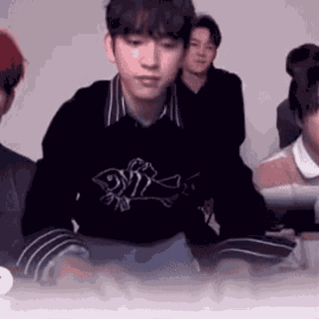 Gifsbykyo Kpop Typing GIF