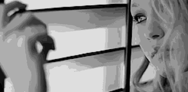 Gigi Hadid Foksrun GIF