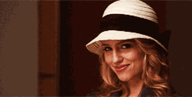 Glee Quinn Fabray GIF