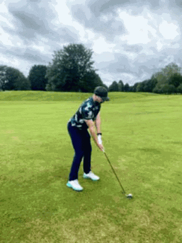 Golf Trump GIF