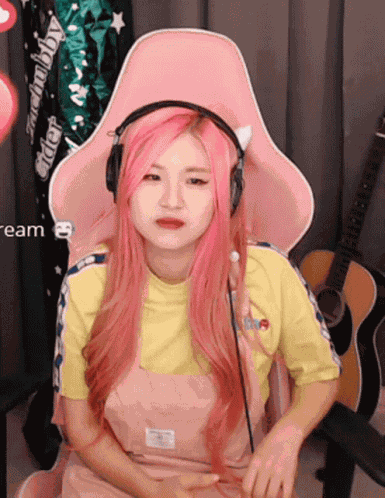 Hachubby Back Of Hand GIF