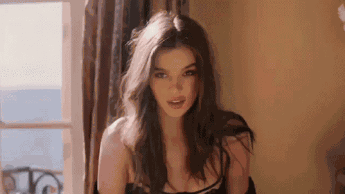 Hailee Hailee Steinfeld GIF