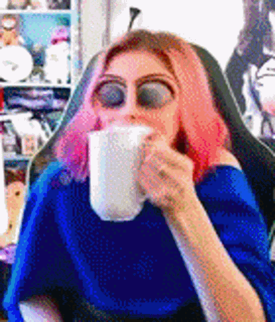 Hicelina Twitch GIF
