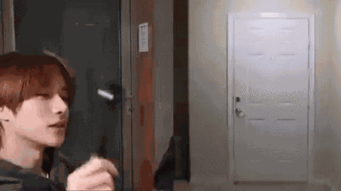 Hueningkai Door Hueningkai Open Door GIF