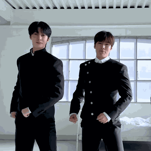 Hyunghyuk Scuba GIF