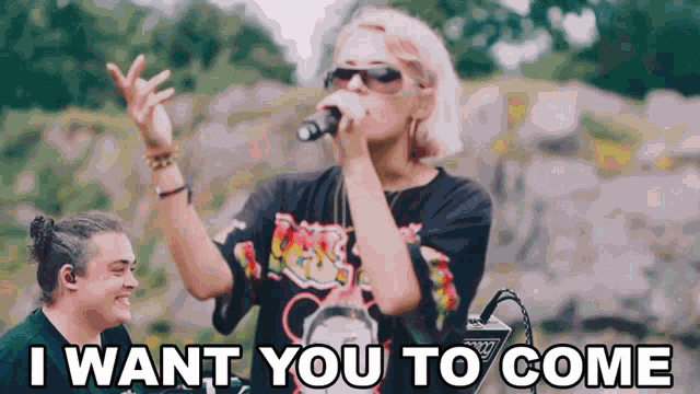 I Want You To Come Dora GIF