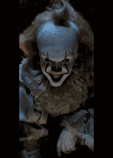It Pennywise GIF