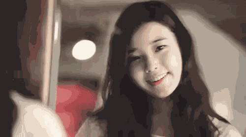 Iu 고마워 GIF