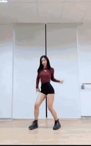 Ivone Ivonedieulinh GIF
