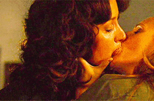 J Beals Bette Porter GIF