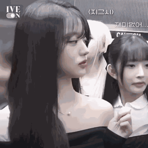 Jangvisual Wonyoung GIF