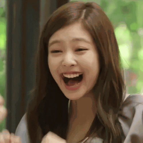 Jennie Clapping Jennie Laughing GIF
